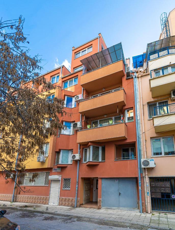 Sunny 1Bd Apartment In Old Town By Flat Mаnager Plovdiv Exteriör bild